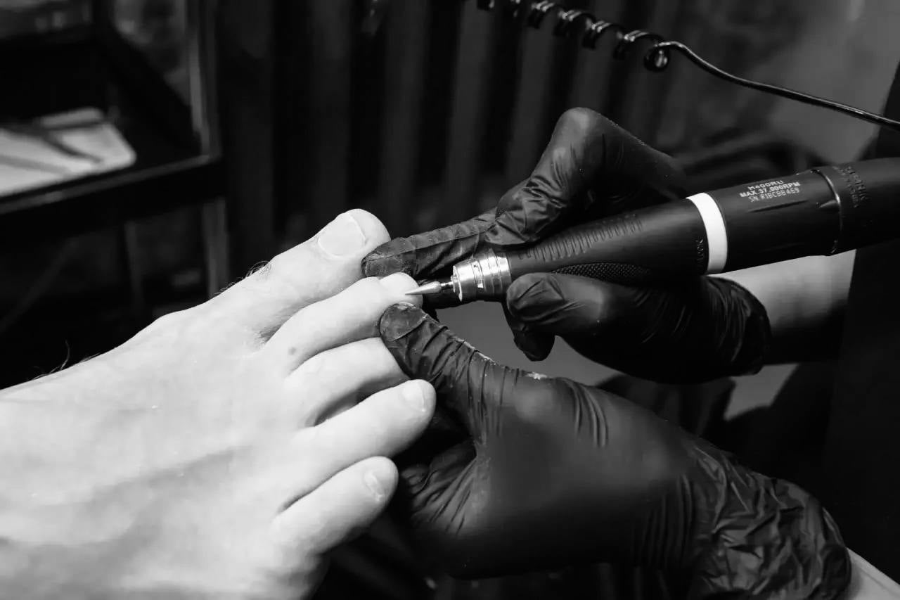 Услуга «[прайм] Медицинский педикюр» в барбершопе Monkey Men's Club, Москва